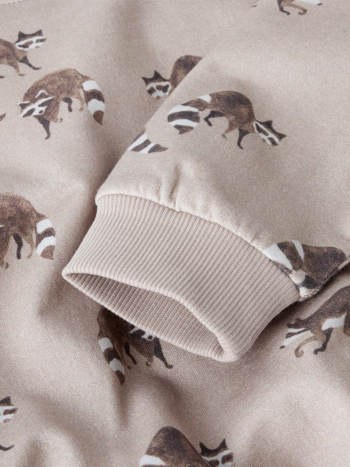 model_shot-front_full